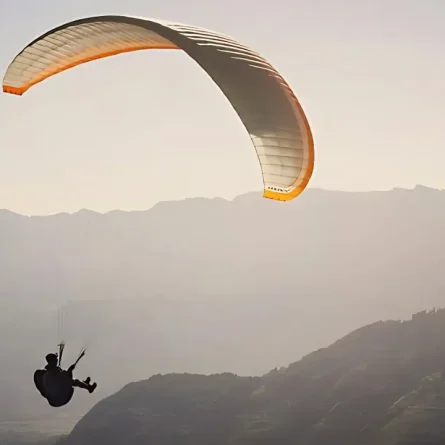 Paragliding-in-goa-5.webp