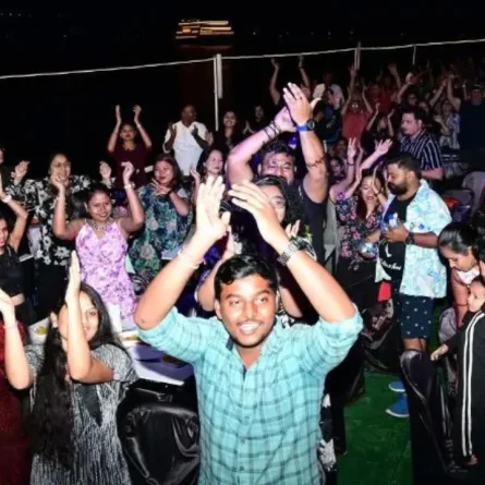 swastik-dinner-cruise-3.webp